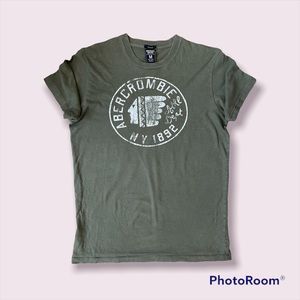 A&F MUSCLE TEE MENS SIZE MEDIUM